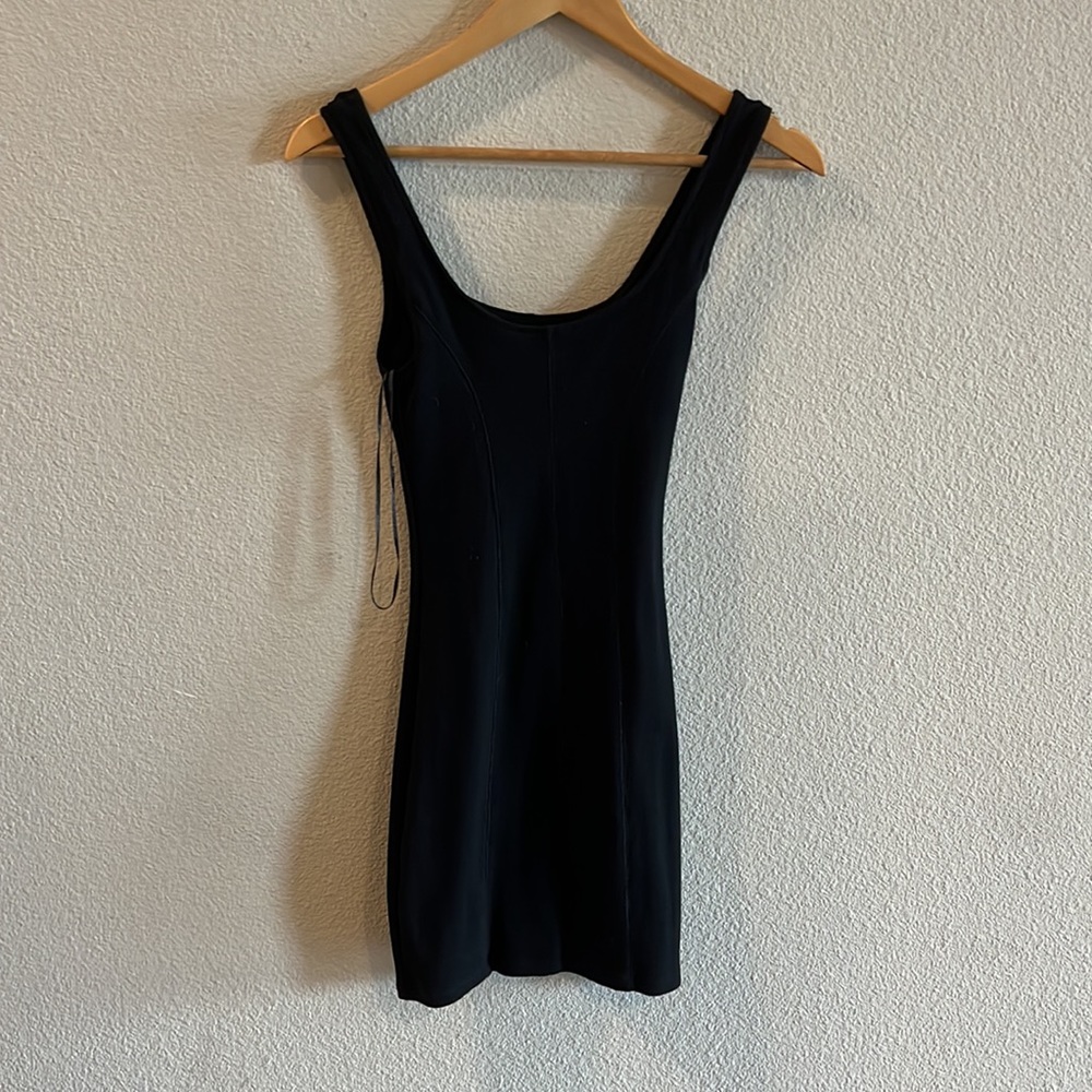 Dress - Picture 2 of 4